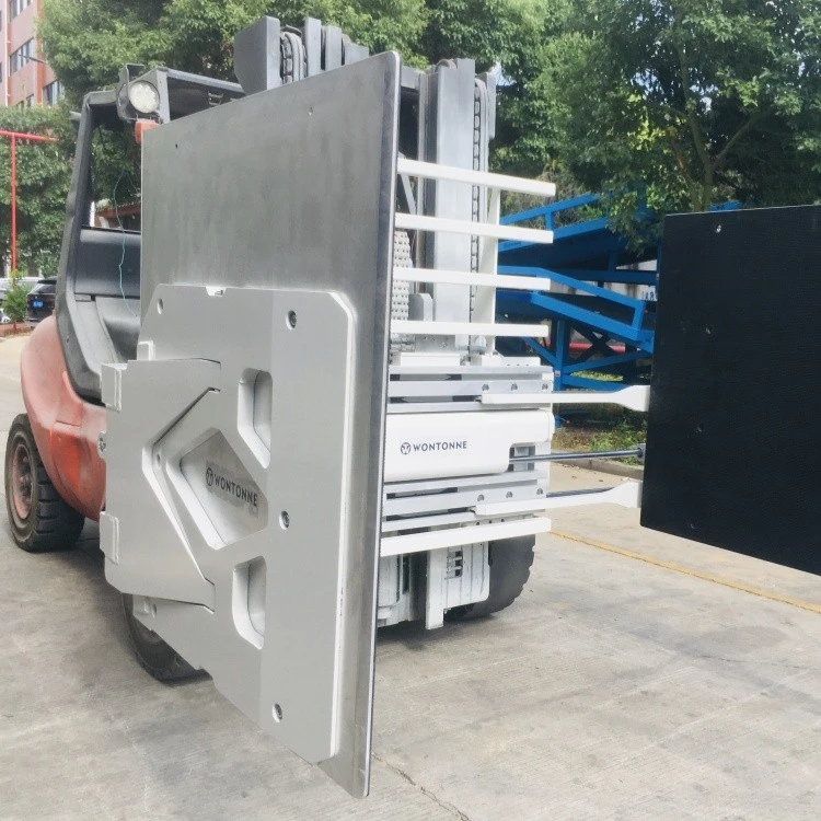 Forklift-Attachment-Carton-Clamps
